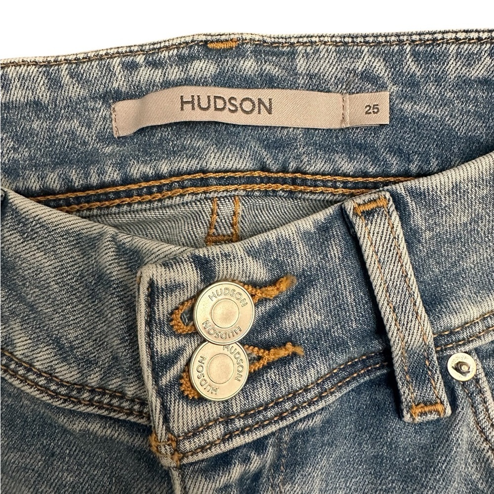 HUDSON Jeans Beth Low to Mid-Rise Baby Bootcut Petite Motion Blue Women Size 25 - Picture 13 of 17